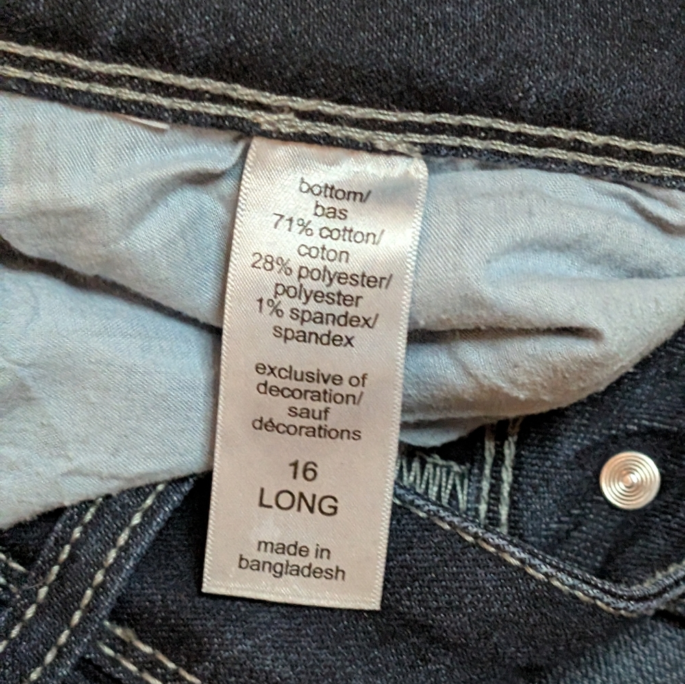 Maurice’s High Rise Dark Medium Wash Jeans SZ 16 Long - Picture 9 of 10